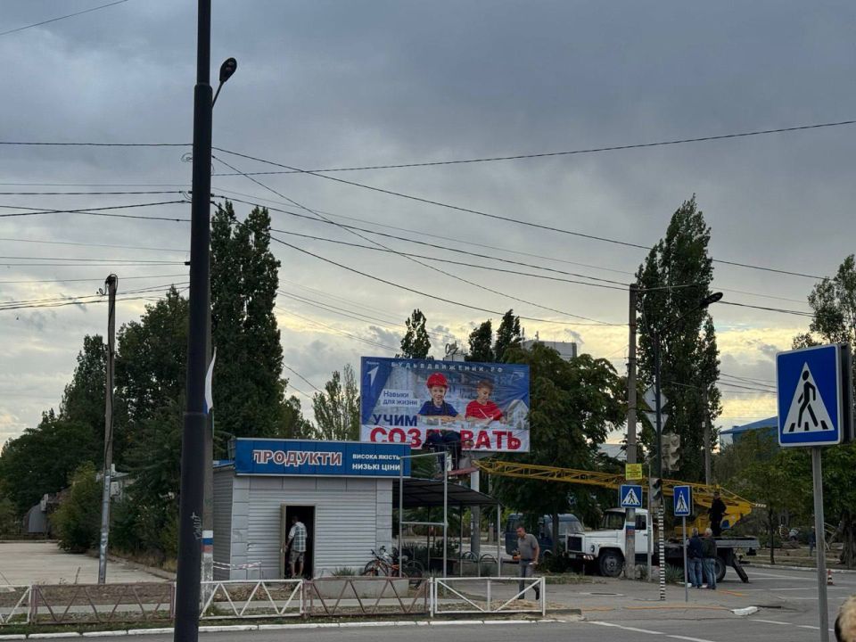 Владимир Оганесов: Меняем форматы — сохраняем чистоту: в округе обновляются рекламные конструкции