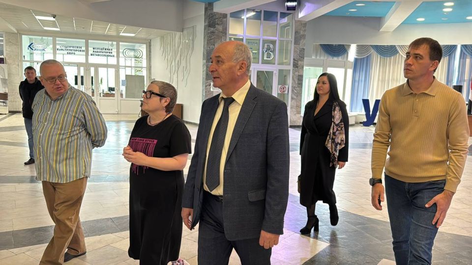 Рамиль Замалетдинов: В продолжение официального визита в Ульяновскую область вместе с председателем Херсонской областной Думы Татьяной Томилиной мы посетили Ульяновский государственный технический университет (УлГТУ) и...