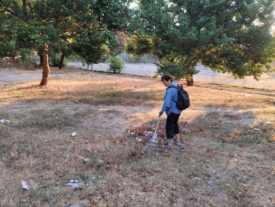 В Скадовске продолжаются плановые уборки