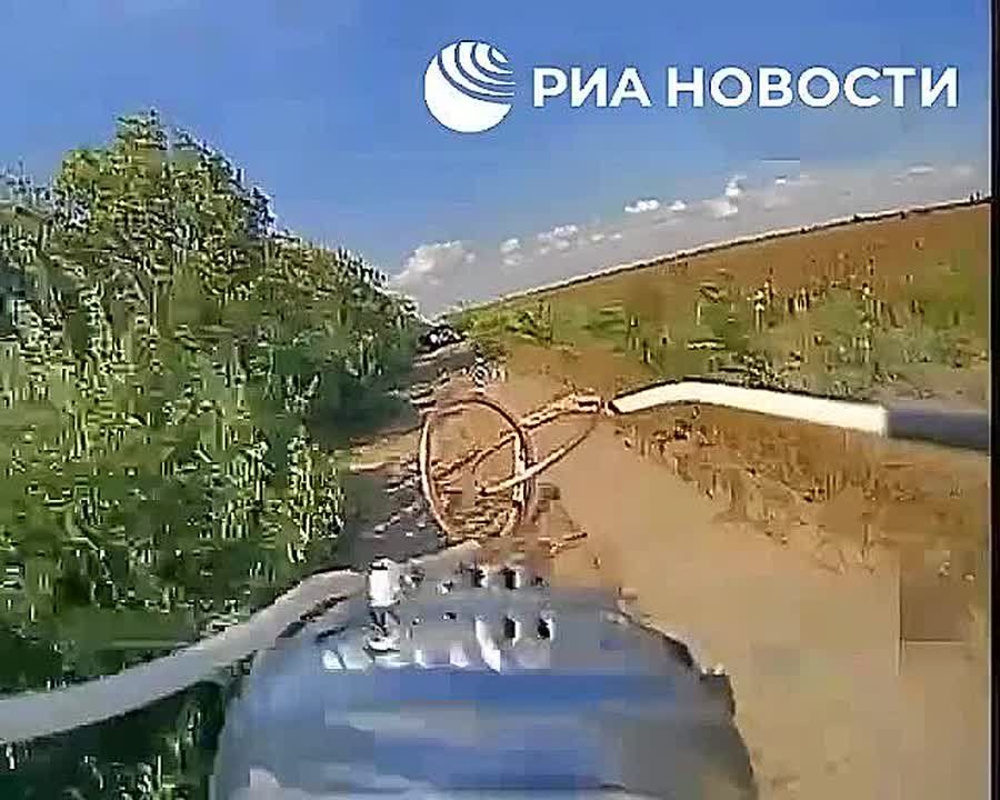 ���������� ������� ������ �� ������� ����������� ������������� � ���������� ������� � ��� ������� ������-��������� � ���� ��������� �� ��� ���������, �������� ��� �������