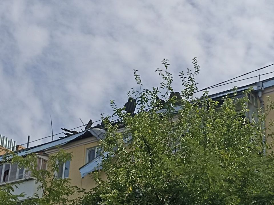 Енот из Херсона: Сегодня в результате обстрела со стороны ВСУ поврежден многоквартирный дом в г. Новая Каховка