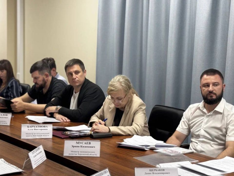 � ���������� ������� �������� ������������� ������������� ����������� MAX