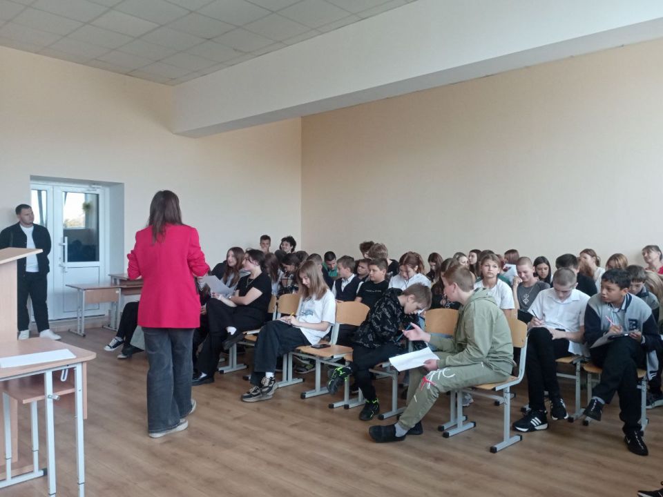 Александр Дудка: Профилактика экстремизма: школьникам рассказали о вербовке