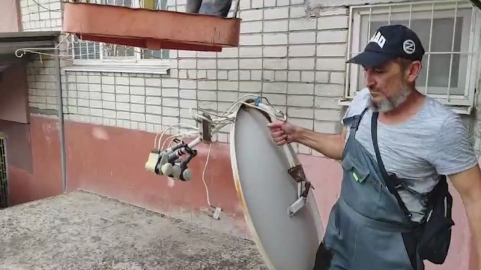 Работы по демонтажу спутникового оборудования «Горыныч» в Скадовске продолжаются