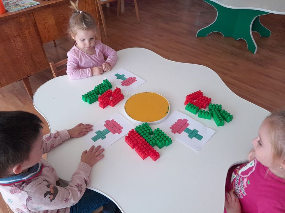 ����������� LEGO � ����, � ����� ��� ������� ������������ ����-����