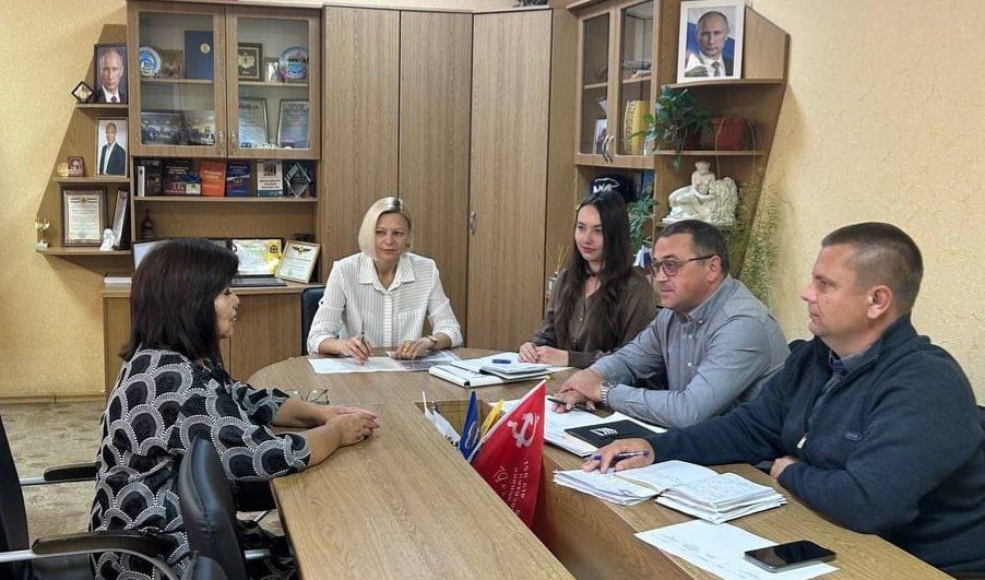 В Чаплинском муниципальном округе провели очередную кадровую комиссию на получение рекомендации для назначения на вакантные должности муниципальной службы