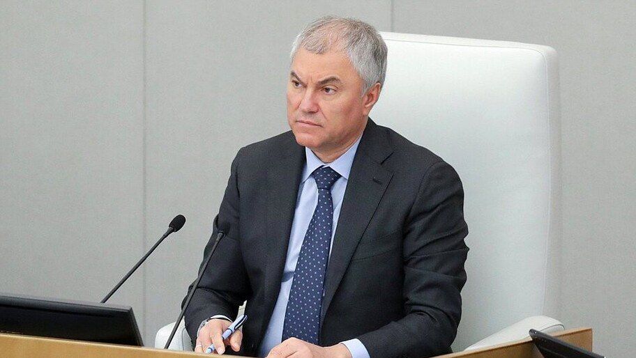 Госдума расширила сроки приостановки трудового контракта участников СВО