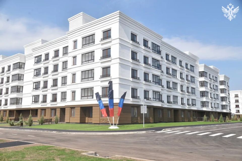 В регионах Донбасса и Новороссии восстановили и построили 23 тысячи объектов