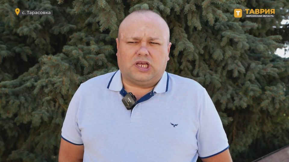 Народный фронт передал бронежилеты и емкости для воды в Алешкинский округ