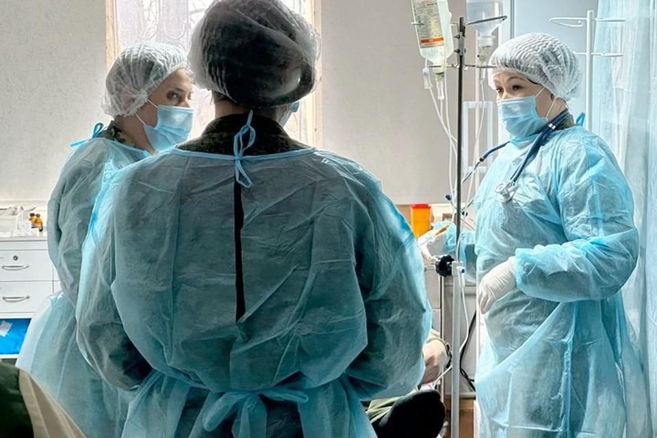 22-летнюю херсонку, раненую обстрелом ВСУ, эвакуировали на лечение в Крым