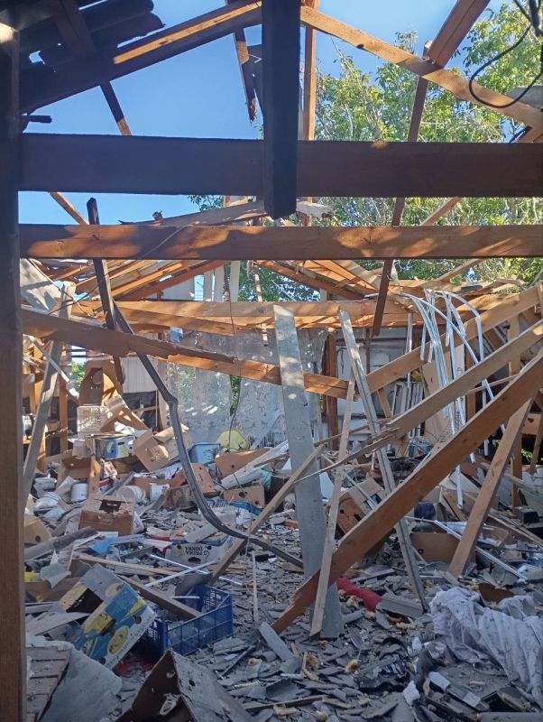 Руслан Хоменко: На фоне подготовки к празднованию Дня воссоединения исторических регионов России террористический киевский режим усилили атаки на Алешкинский округ