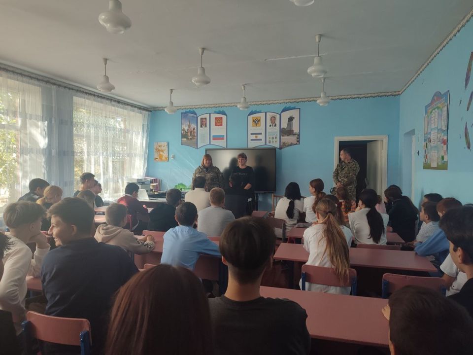 Профилактическая встреча с учащимися Новоалександровской школы