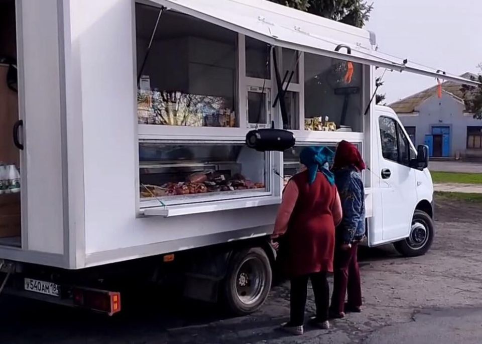 � ���������� ������� �� 3 ���� ��������� 28 ������������� � 52 ���������� ��������