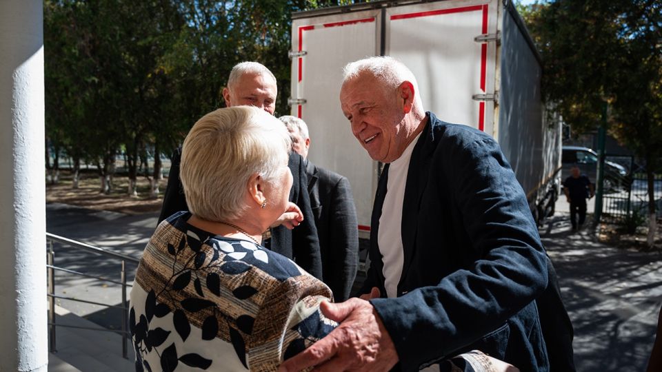 ������ ������ ������ ������ ��� �����-��������� � ���������� �������