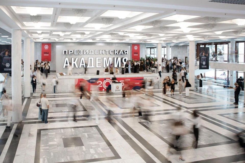 РАНХиГС планирует до конца года обучить 20 тыс