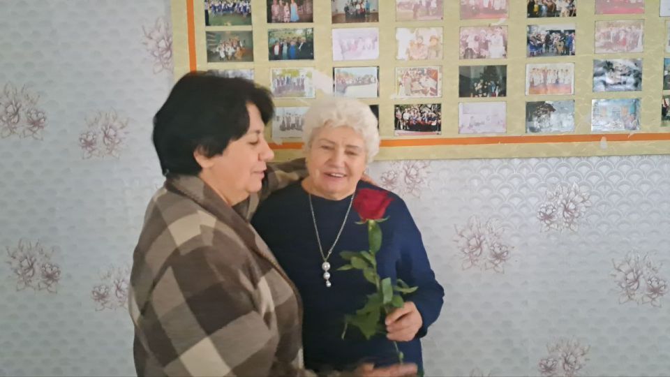 Мероприятия ко Дню пожилого человека прошли во всех округах левобережья, где это позволяет оперативная обстановка