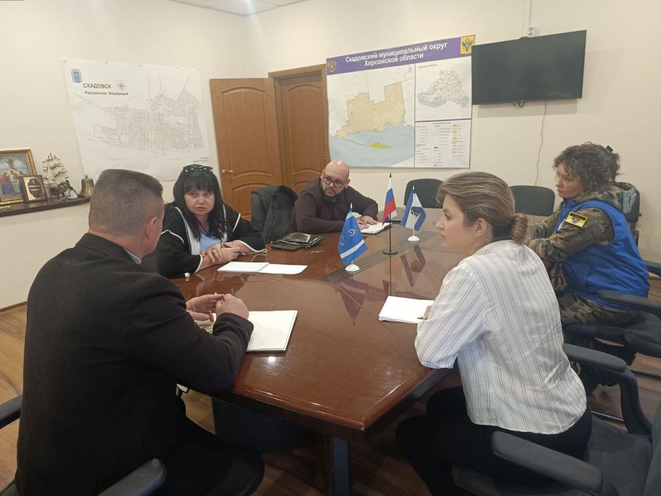 Александр Дудка: В рамках штабных учений по гражданской обороне с органами управления и силами гражданской обороны гражданской обороне, прошло совещание с заместителем губернатора Херсонской области Татьяной Кузьмич, главой...
