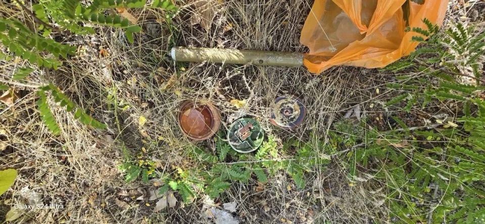 Владимир Оганесов: Важная информация. Сегодня, 2 октября 2025 года, на территории школы №7 в городе Таврийск был обнаружен пакет с самодельным взрывным устройством