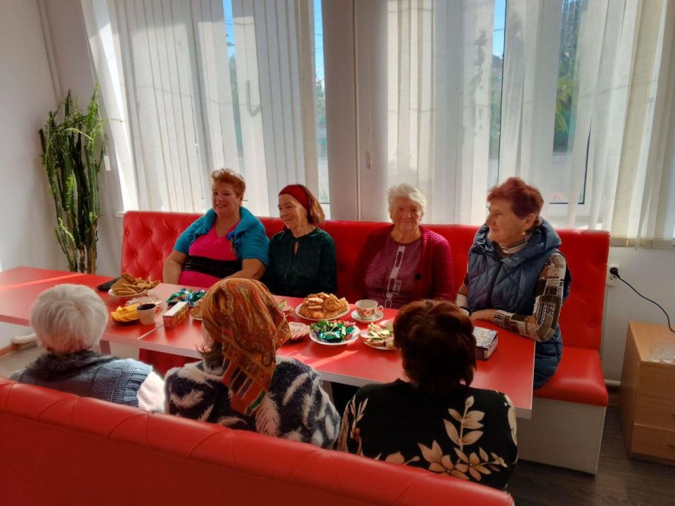 Праздничное мероприятие ко Дню пожилого человека в Хорловском территориальном отделе