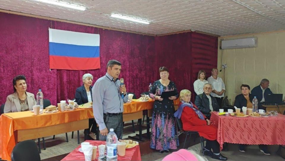 Праздничный концерт-чаепитие «От всей души!» ко Дню пожилых людей прошел в Каланчакском МО