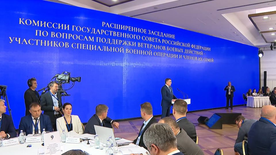 По поручению Губернатора Херсонской области Владимира Сальдо Руководитель Постоянного Представительства Херсонской области при Правительстве РФ Владимир Боделан принял участие в расширенном заседание комиссии...