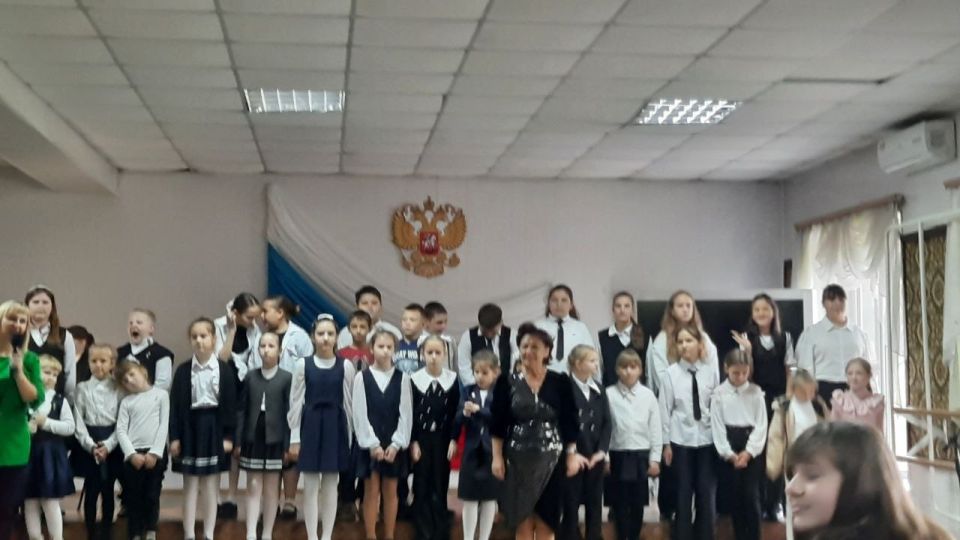 В Новотроицком ЦКД состоялся праздник "Посвящение в юные музыканты" учащихся Новотроицкой детской музыкальной школы, приуроченный к Международному дню музыки (1 октября) и Дню учителя (первое воскресенье октября)