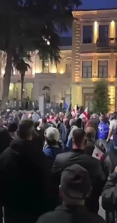 ���� �� �������: � ������� ����� ������ � ������� ����� �����, ������ ��� �� ������� ������� ����� �������� �� �� ������, � �������� ����������� �����