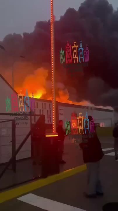 «Львов под огнём: удар по складам военной техники из Польши»