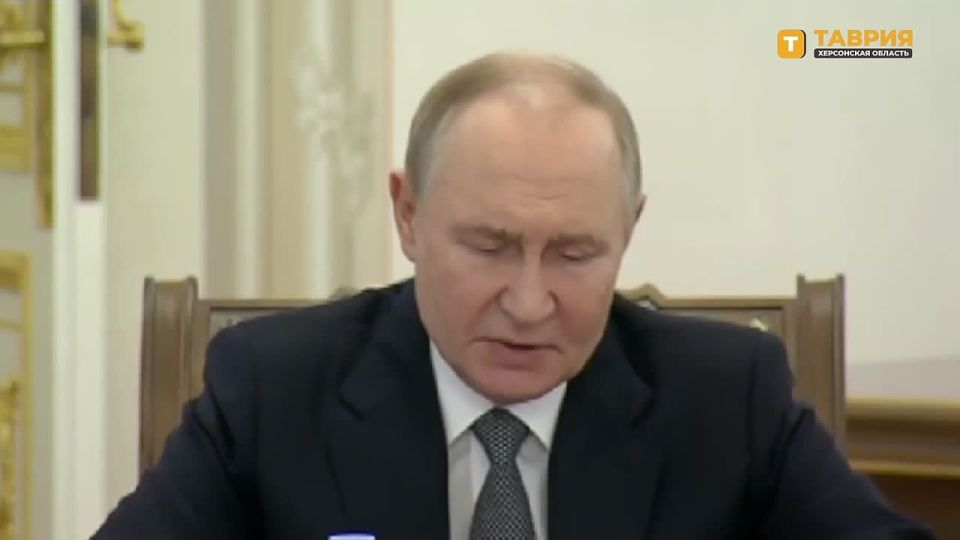 ВСУ отступают по всей линии боевого соприкосновения, заявил Владимир Путин