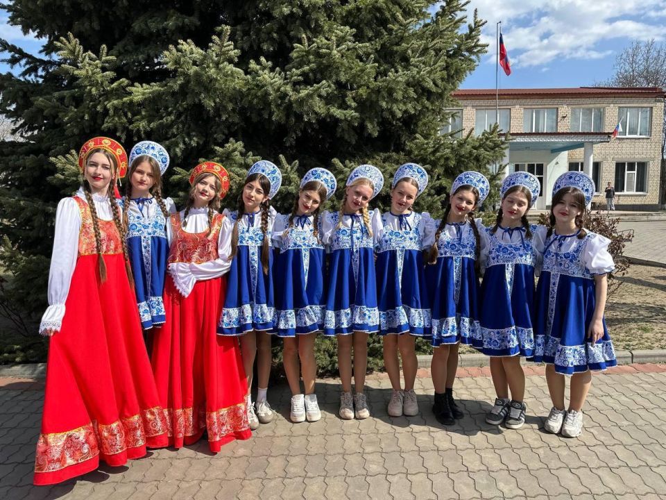 Новые сценические костюмы вдохнули новую жизнь в районный Дворец культуры в Херсонской области