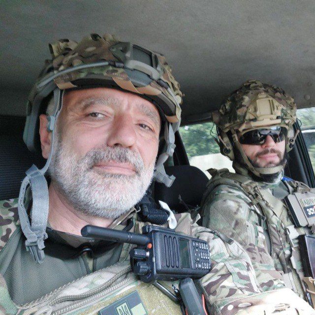 ����� ��� ��������: ���� �� ��������� ������� �����, � " �������� �� �������", � �� ������ �� ���� ���������� � �����