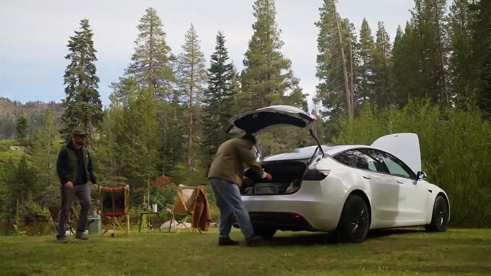 Tesla ����������� ����� ��������� Model 3 � Model Y Standard, ������� ������� �������� ������������� � ���������� ������������