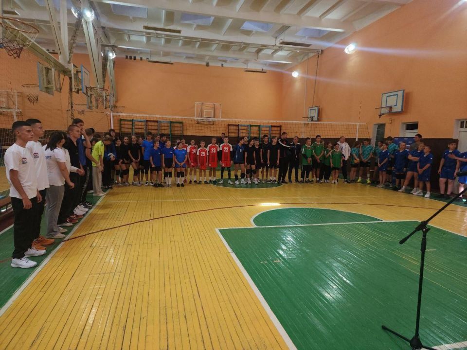 За гранью победы: наши волейболисты покоряют область