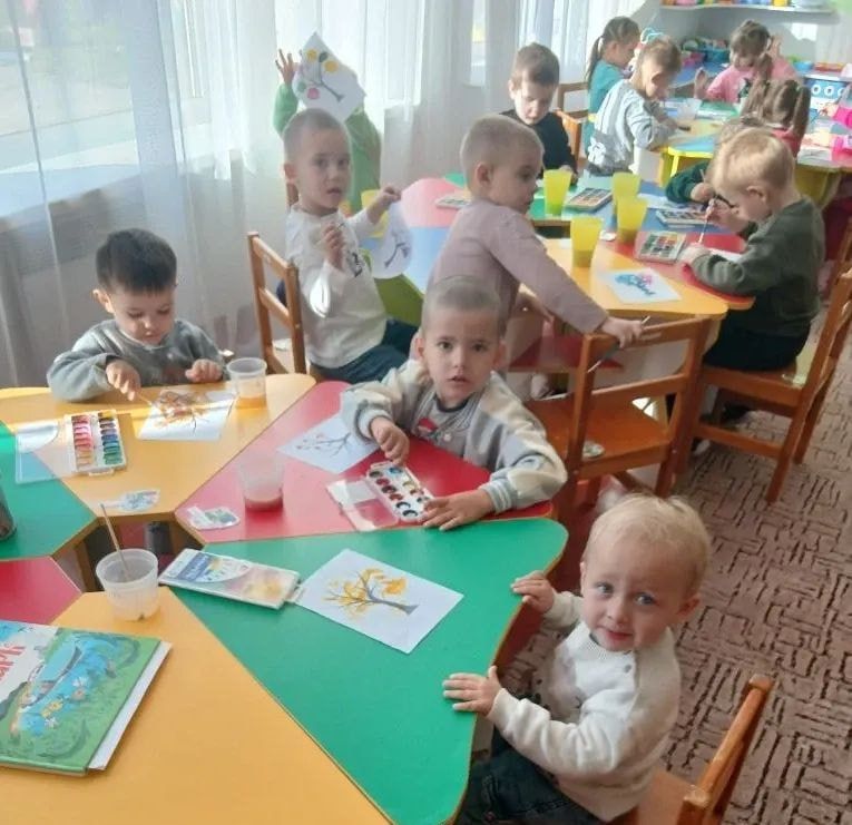 "Осенний листопад": занятие в детском саду