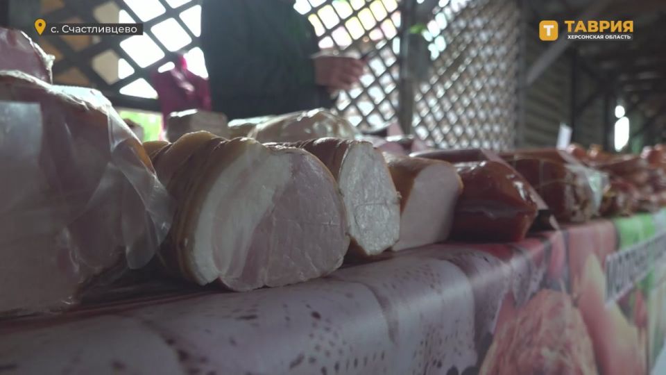 В Херсонской области работает 52 постоянные ярмарки с тысячей бесплатных торговых мест, заявил Георгий Кириенко