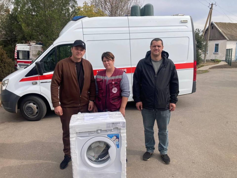 Рязанцы передали на станцию скорой помощи в Великой Лепетихе стиральную машину