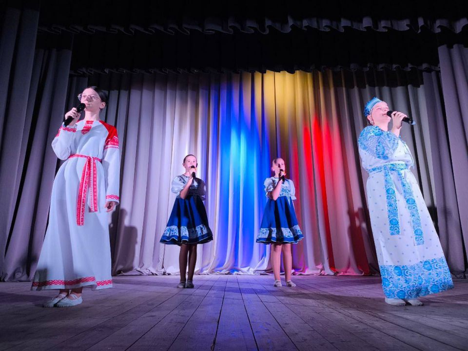 В Алешкинском округе учреждения культуры получили новое звуковое оборудование (ноутбуки, микшерные пульты, акустические системы, микрофоны) от Министерства культуры Херсонской области