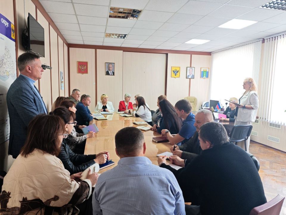 В Каланчаке обсудили актуальные вопросы развития муниципального округа