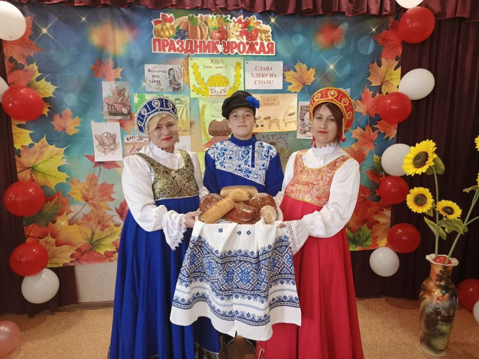 «От зерна до хлеба»: в Николаевке прошел познавательный час для детей