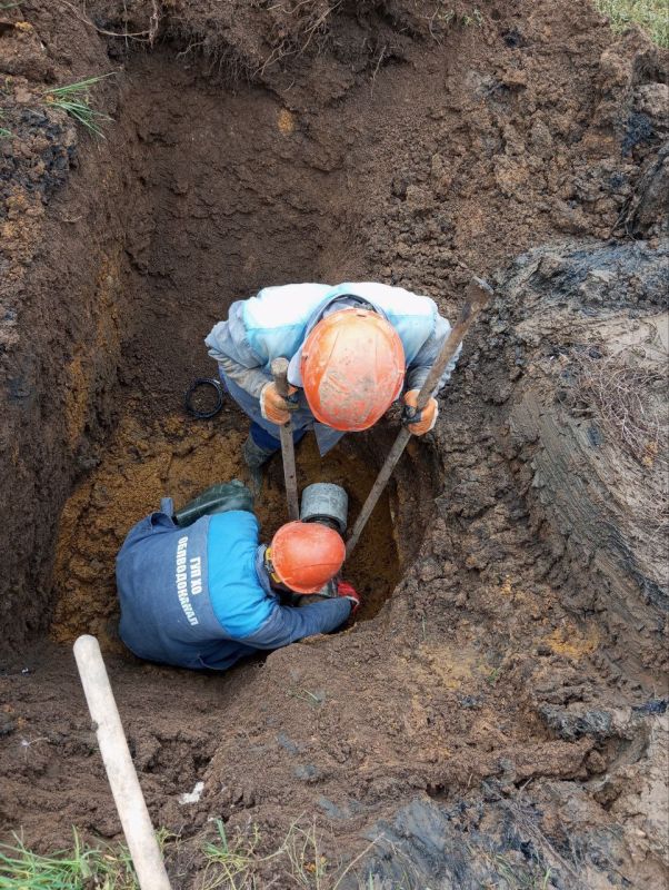 Специалисты Чаплинского ТПУ провели работы по обслуживанию систем водоснабжения и водоотведения в различных населенных пунктах