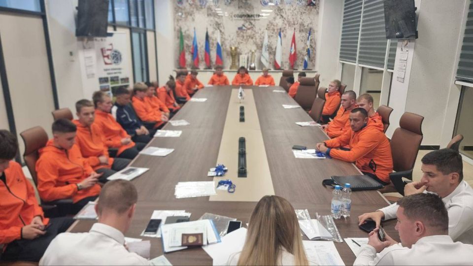 &quot;&quot; U17:      !