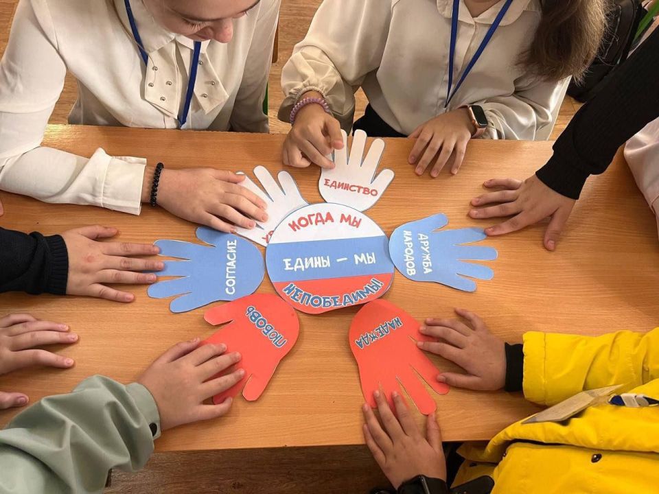 В Приморской школе Скадовского округа прошло занятие «Разговоры о важном»