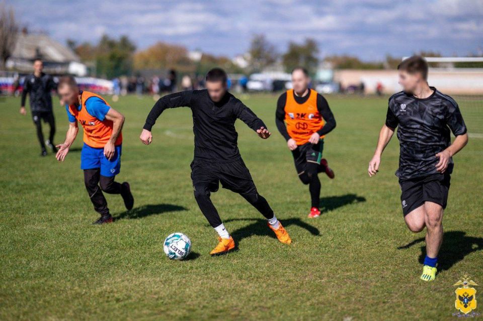 В Херсонской области, накануне празднования Дня сотрудника органов внутренних дел, состоялся мини-футбольный турнир среди команд полицейских подразделений