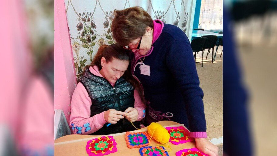 В Дудчинском Доме культуры прошел мастер-класс по вязанию