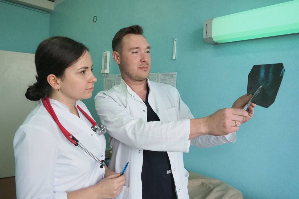 Врачи из Мордовии ведут приём пациентов в Каланчакской ЦРБ