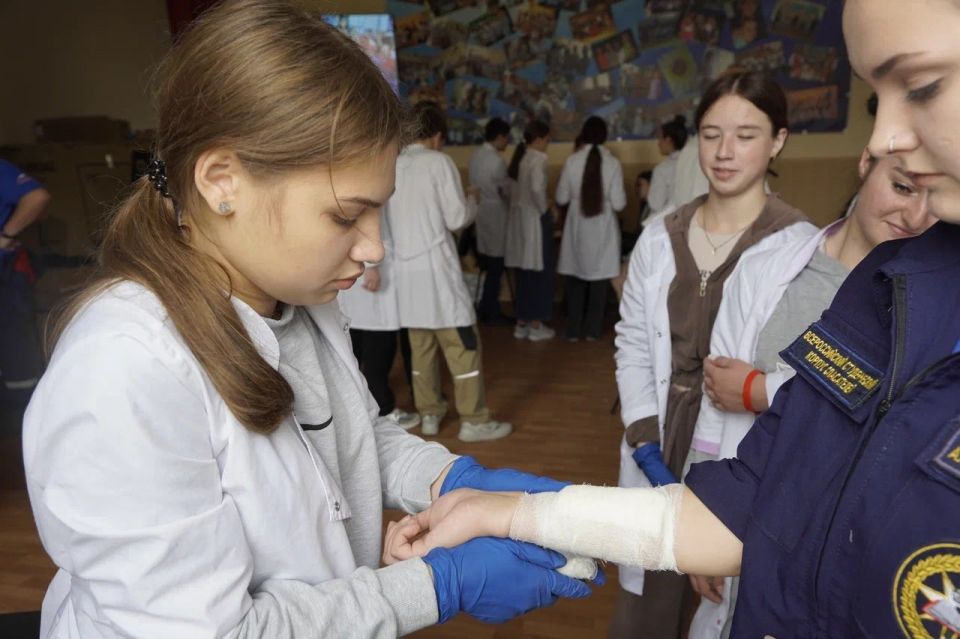 Владимир Сальдо: В медколледже Геническа прошел региональный чемпионат по первой помощи