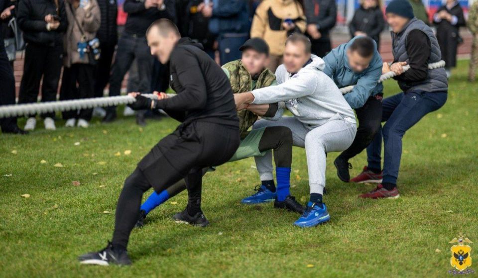 В Херсонской области состоялись спортивные соревнования среди полицейских, посвященные предстоящему Дню сотрудника ОВД