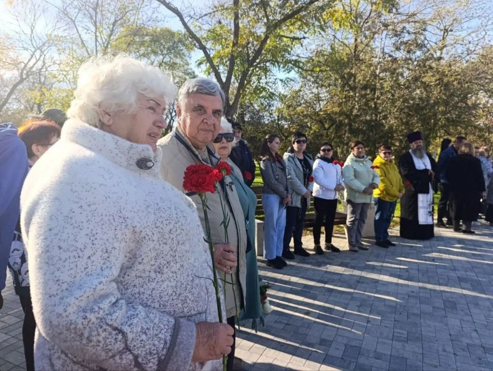 ������������� �������� ��������� ������ � ���������� �������, ������������ �� ��� ������������ ������ �� �������-���������� �����������, ���������� � ���������� ����� �������� � ������ � ��������� ������������ �������