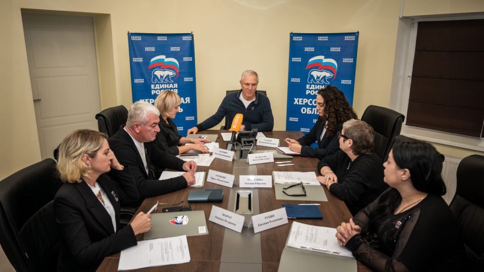 Депутаты Херсонской области представят регион на форуме муниципальных депутатов в Москве, сообщил Владимир Сальдо