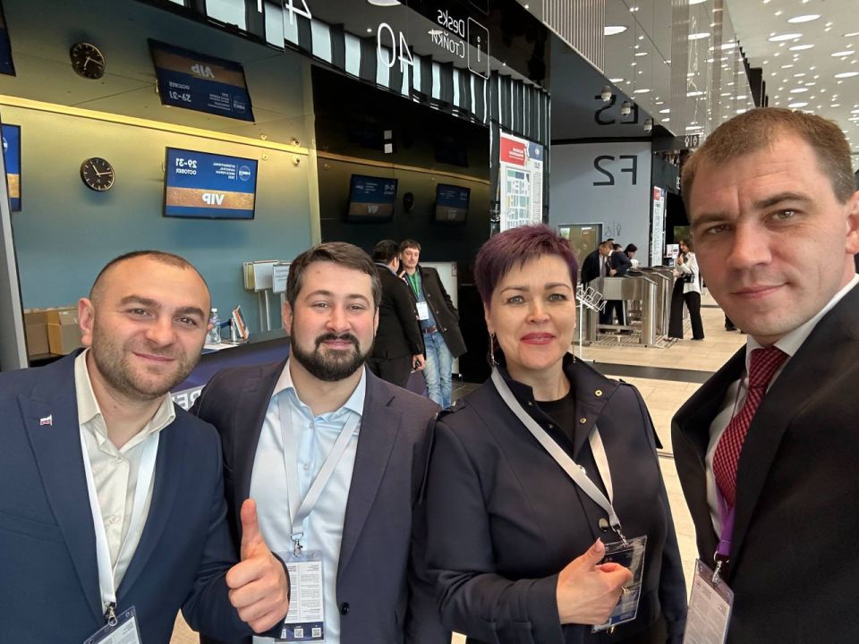 Рамиль Замалетдинов: Встреча с коллегами из муниципальных округов Херсонской области на Международном муниципальном форуме БРИКС